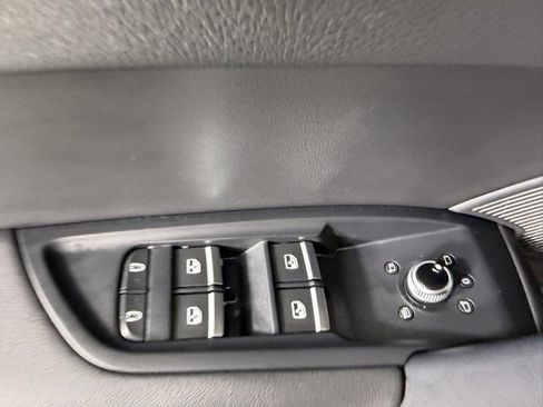 Certified 2023 Audi Q5 2.0T Premium Plus w/ Premium Plus Package image 19