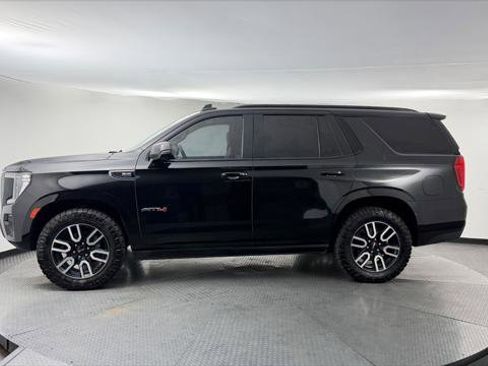 Used 2023 GMC Yukon AT4 w/ Max Trailering Package image 3