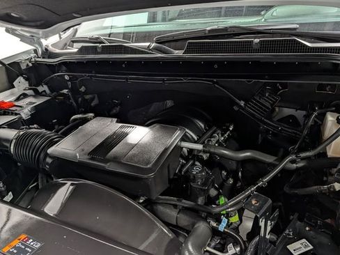 Used 2025 Chevrolet Silverado 2500 LT image 28