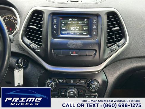 Used 2014 Jeep Cherokee Latitude image 21