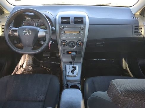 Used 2011 Toyota Corolla S image 14