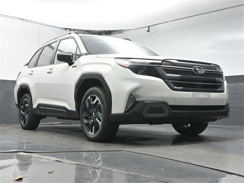 New 2025 Subaru Forester Limited image 35