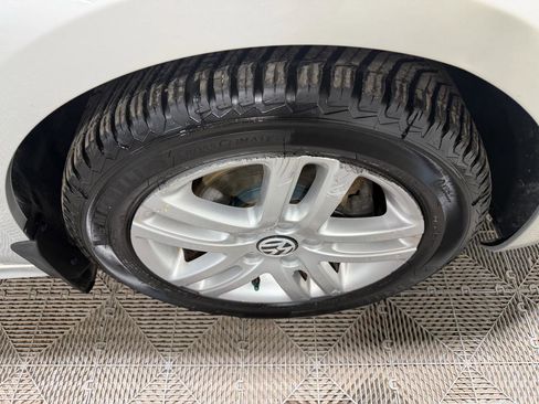 Used 2012 Volkswagen Jetta TDI FWD image 11