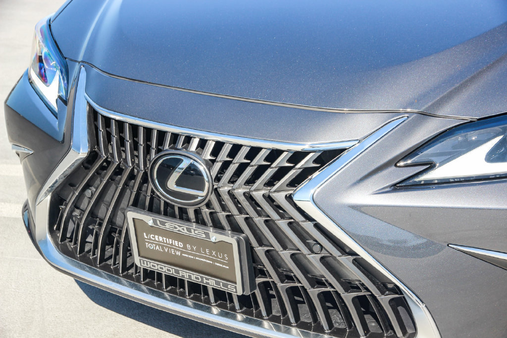 Certified 2025 Lexus ES 350 w/ Premium Package FWD image 10