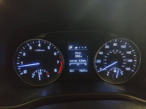 Used 2018 Hyundai Elantra SEL FWD image 23