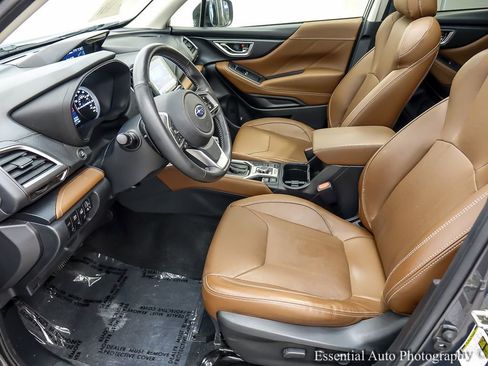 Used 2021 Subaru Forester Touring w/ Popular Package #2 image 9