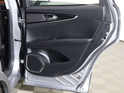 Used 2023 Lincoln Nautilus Reserve image 29