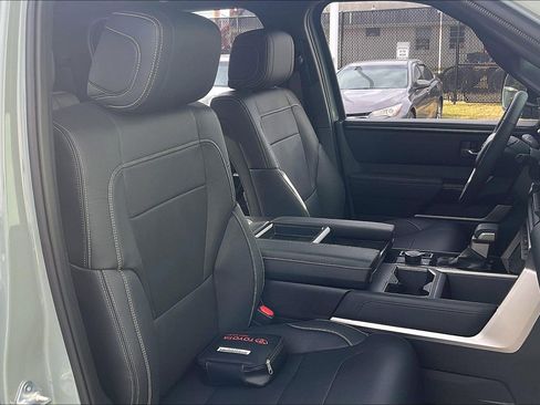 Used 2026 Toyota Tundra Limited image 9