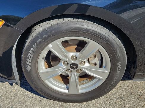 Used 2023 Ford Mustang Coupe image 6