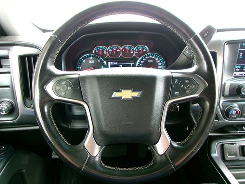 Used 2017 Chevrolet Silverado 1500 LT w/ Texas Edition RWD image 9