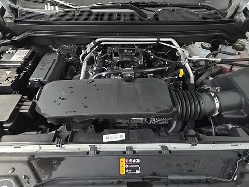 Used 2026 Chevrolet Colorado W/T w/ Advanced Trailering Package AWD/4WD image 14