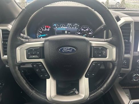 Used 2018 Ford F350 Lariat w/ Lariat Ultimate Package AWD/4WD image 28
