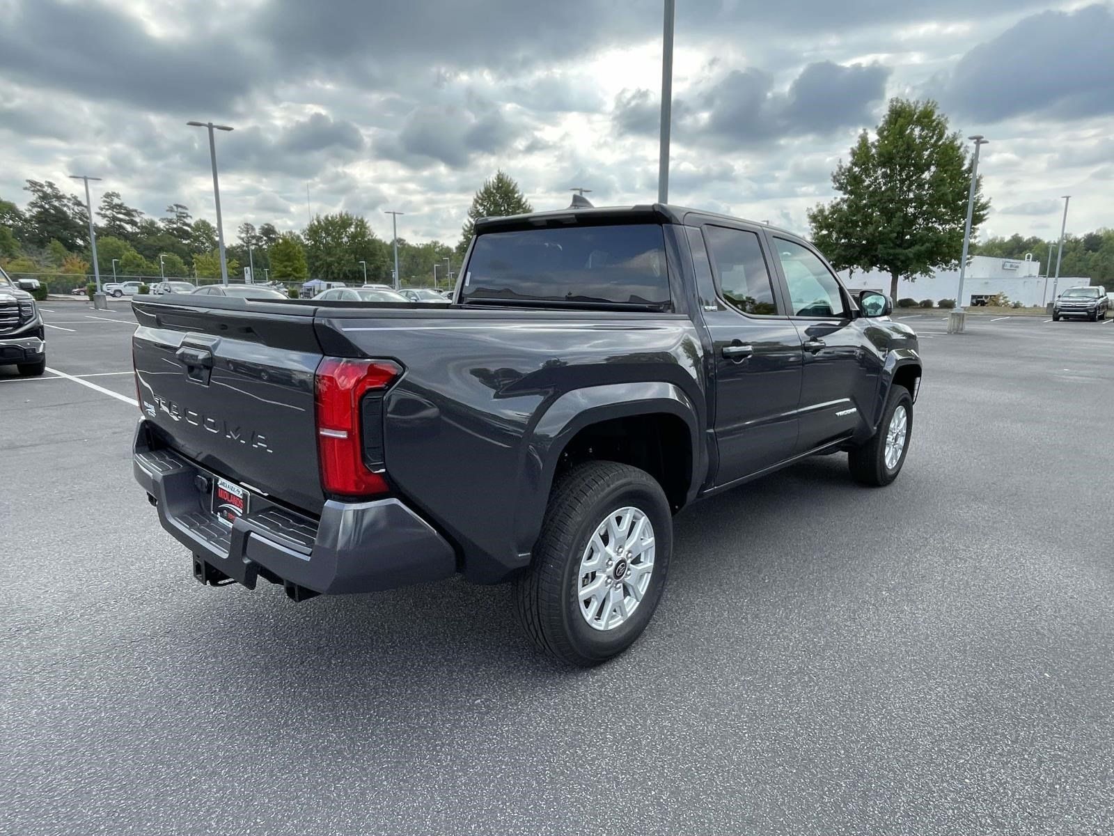 Used 2026 Toyota Tacoma SR5 RWD image 6