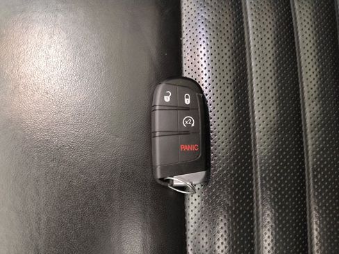 Used 2020 Jeep Grand Cherokee Limited X image 32