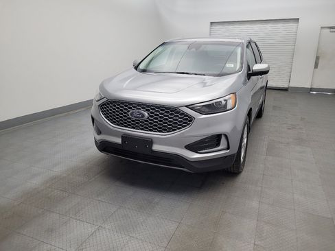 Used 2024 Ford Edge SEL AWD/4WD image 15