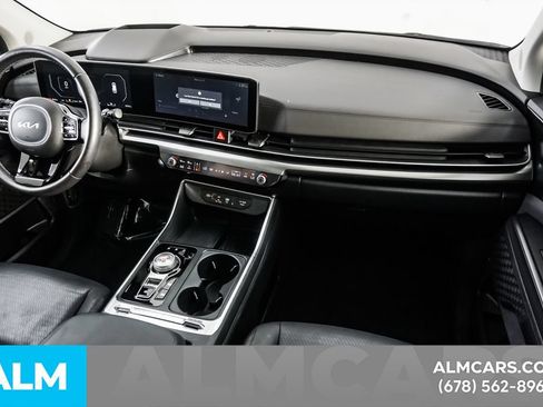 Used 2025 Kia Carnival SX Prestige FWD image 26