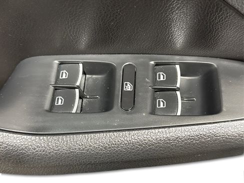 Used 2016 Volkswagen Jetta GLI SEL image 20