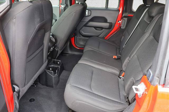 Used 2021 Jeep Wrangler Unlimited Sahara w/ Safety Group AWD/4WD image 22