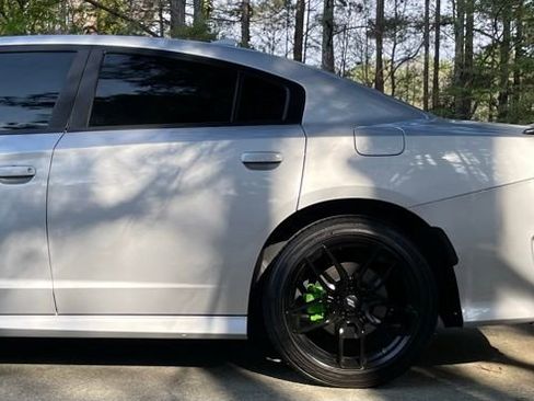 Used 2023 Dodge Charger R/T w/ Blacktop Package image 5