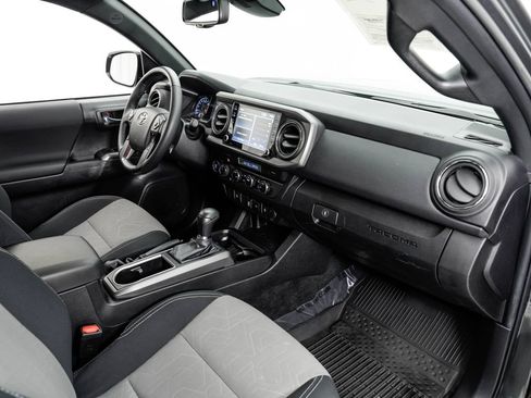 Used 2023 Toyota Tacoma TRD Off-Road AWD/4WD image 23