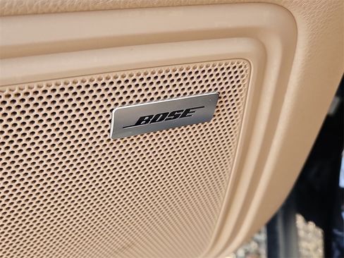 Certified 2025 Porsche Macan image 21