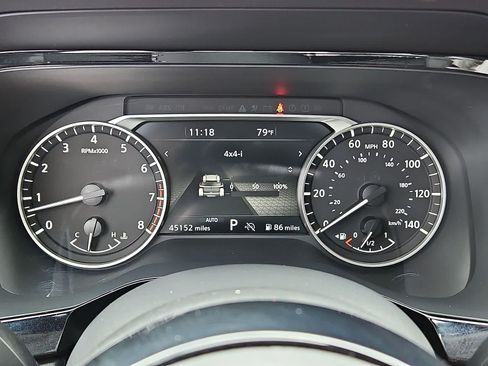 Used 2023 Nissan Pathfinder SL w/ Lighting Package (N92) AWD/4WD image 17