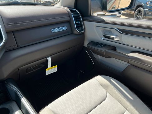 New 2026 RAM 1500 Laramie AWD/4WD image 10