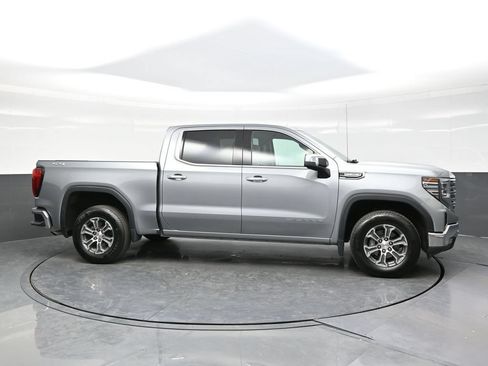 Used 2025 GMC Sierra 1500 SLT AWD/4WD image 8