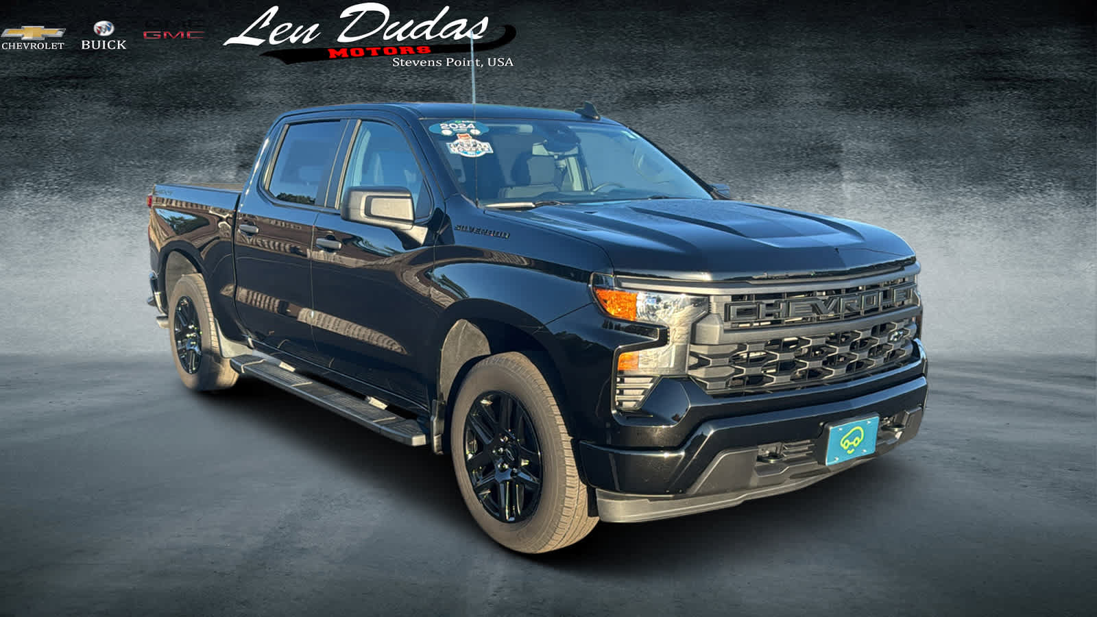 Used 2024 Chevrolet Silverado 1500 Custom w/ Dark Appearance Package AWD/4WD image 1