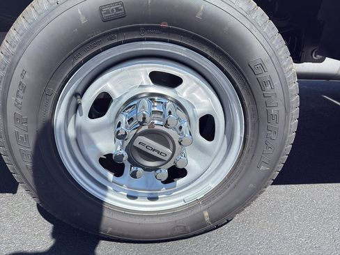 New 2025 Ford F350 XL w/ XL Chrome Package image 10