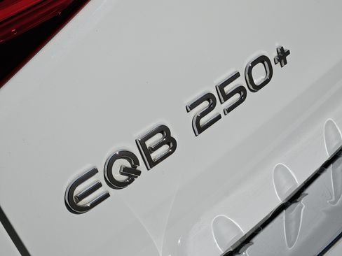 Certified 2023 Mercedes-Benz EQB 250+ image 13