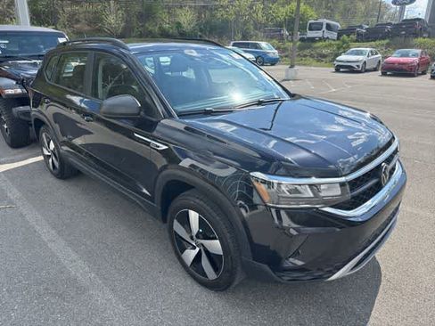 Certified 2024 Volkswagen Taos S AWD/4WD image 3