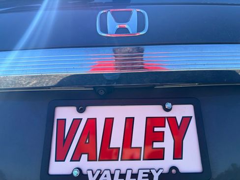 Used 2016 Honda Odyssey EX-L image 16