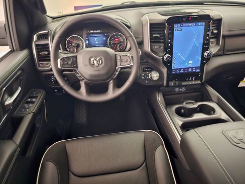 New 2026 RAM 1500 Laramie AWD/4WD image 9