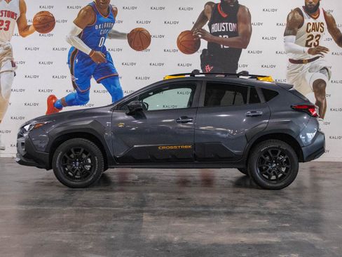 Used 2024 Subaru Crosstrek 2.5i Wilderness w/ Crosstrek Mirror Package image 17