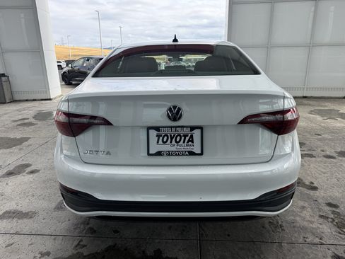Used 2024 Volkswagen Jetta S FWD image 7