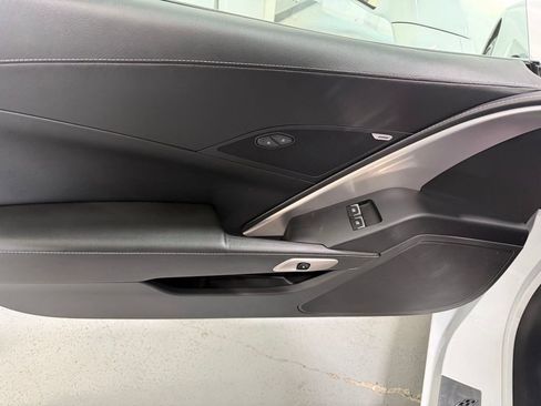 Used 2019 Chevrolet Corvette Stingray Coupe w/ Battery Protection Package RWD image 8