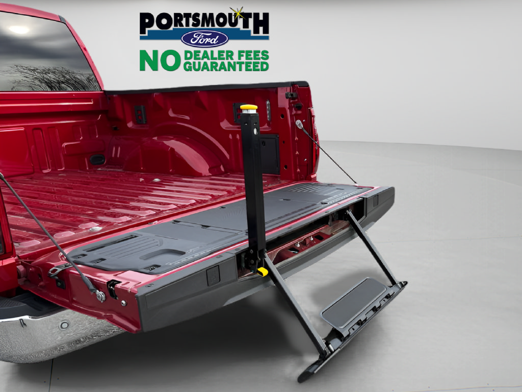 Used 2025 Ford F150 XLT w/ Equipment Group 301A Standard AWD/4WD image 19