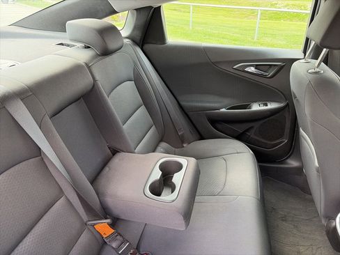 Used 2016 Chevrolet Malibu LT FWD image 33