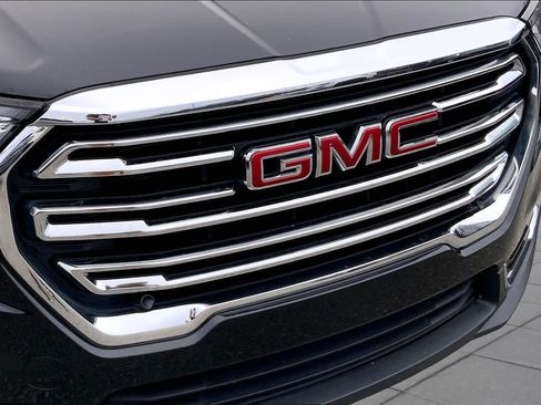 Used 2022 GMC Terrain SLT w/ Infotainment Package II FWD image 27