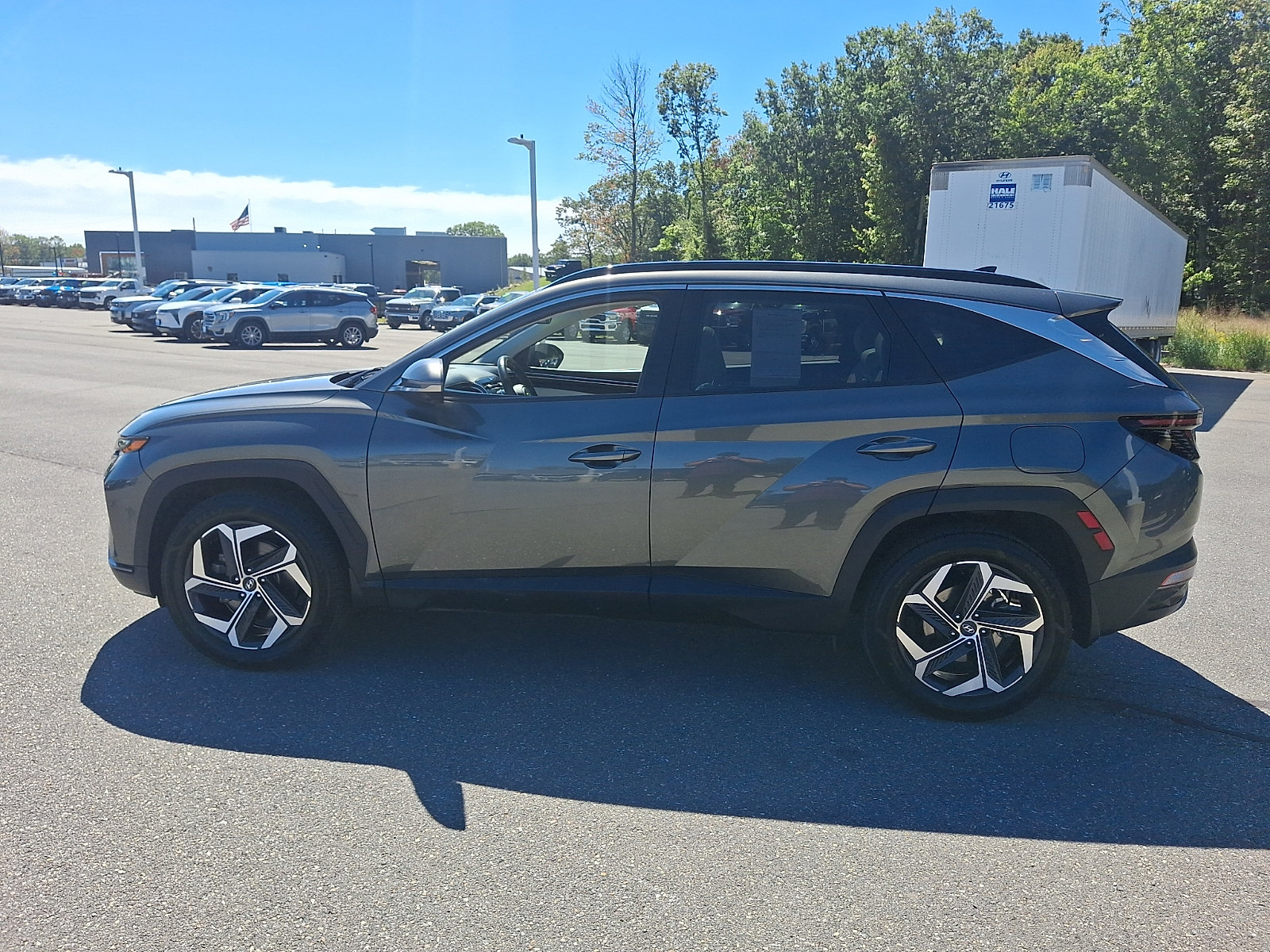 Used 2023 Hyundai Tucson Limited w/ Cargo Package AWD/4WD image 8