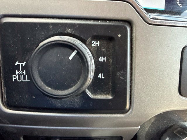 Used 2022 Ford F350 Lariat w/ Lariat Ultimate Package AWD/4WD image 27