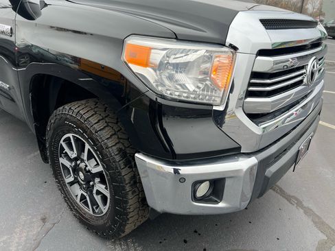 Used 2016 Toyota Tundra SR5 image 13
