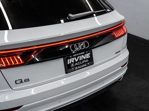 Used 2023 Audi Q8 Premium Plus w/ Premium Plus Package AWD/4WD image 15