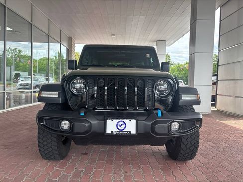 Used 2023 Jeep Wrangler Unlimited w/ Cold Weather Group AWD/4WD image 4
