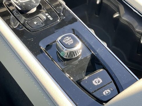 New 2026 Volvo XC90 T8 Ultra image 33