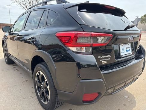 Used 2023 Subaru Crosstrek 2.0i Premium AWD/4WD image 4