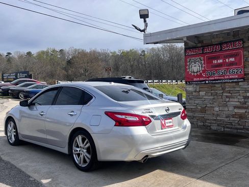 Used 2016 Nissan Altima 3.5 SL image 4