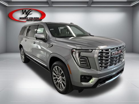 New 2026 GMC Yukon XL Denali w/ Sun & Power Step Package RWD image 3
