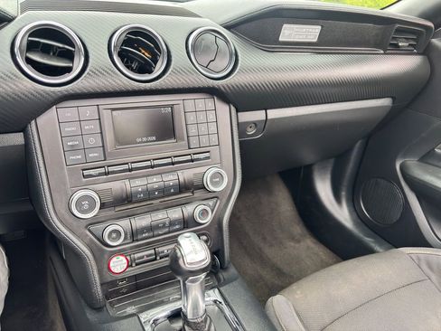 Used 2016 Ford Mustang Convertible RWD image 40